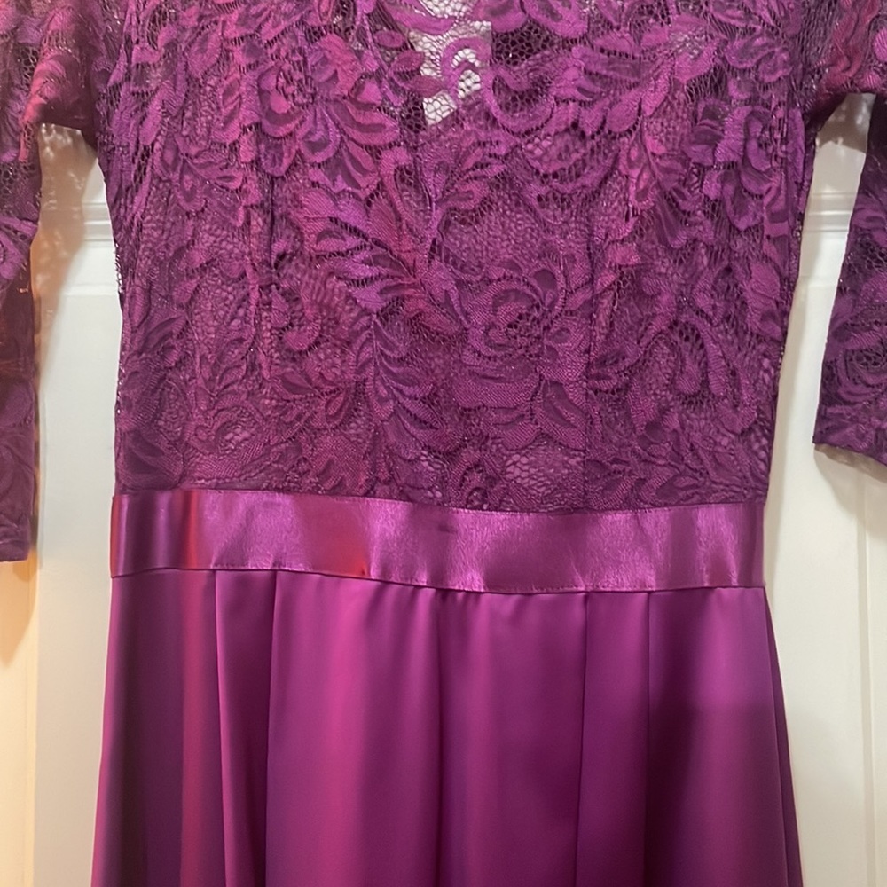 Prom dress - Picture 3 of 9